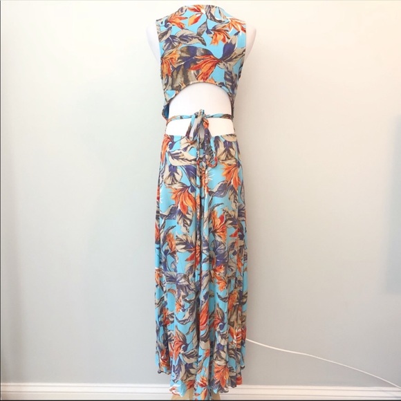 Lulus Small Wrap Dress Floral - Picture 4 of 8
